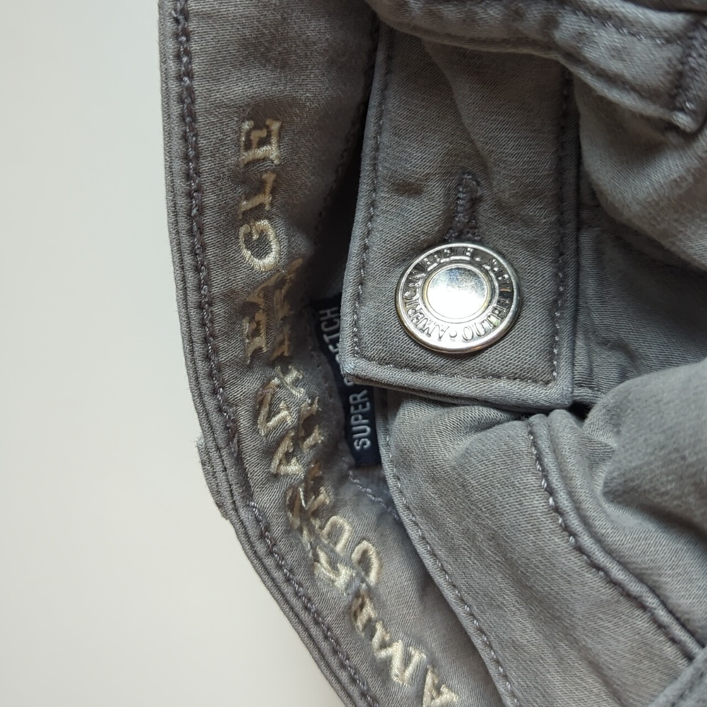 American Eagle Outfitters AEO denim Super Stretch Gray Jeans 10 Long - Picture 5 of 5